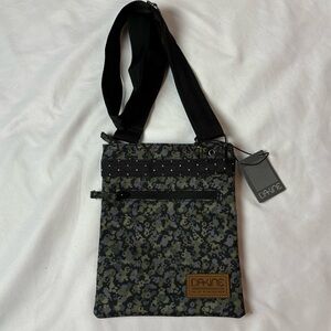 New Dakine Jive Crossbody Pouch Ripley Green Gray Black Ripstop Nylon